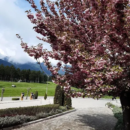 Blue Pirin Golf & Lejlighed *